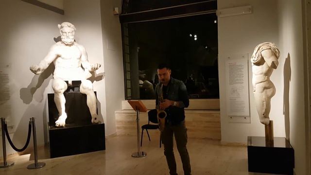 MANUEL TRABUCCO SAX SOLO_TEATE INTERNATIONAL JAZZ DAY 2018 смотреть онлайн