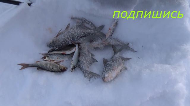 ЛАВРУШКА или У НЕГО там КТО ТО ЗАКОПАН.. (he"s got someone buried there ) смотреть онлайн