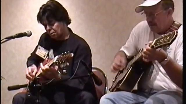 Phil Emmanuel, CAAS 1999, playing Chet Atkins, "Snow Bird". смотреть онлайн