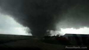 CLOSE VIOLENT TORNADO SOUND !!! Coleridge, NE 6-17-14
