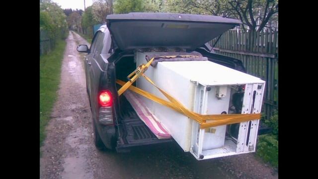 Как правильно перевозить холодильник можно ли перевозить холодильник в лежачем  положении