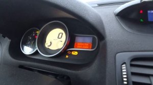 КАК ЗАВОДИТСЯ ДИЗЕЛЬ зимой после 10 дней простоя | На примере Renault Megane III 1.5 dci