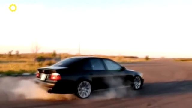 Песен за всички фенове на BMW - Baby G - BMW смотреть онлайн
