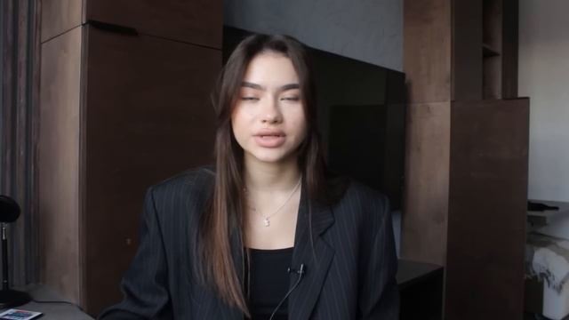 Как прокачать в себе женственность. Секреты привлекательности и лёгкости смотреть онлайн