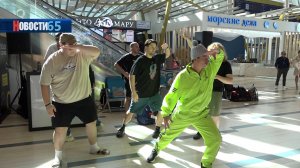 «Флэш-Рояль» на Сахалине. Чемпионы  КВН прилетели в островной регион для участия в Летнем Кубке