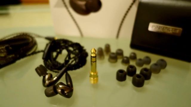 MEE audio Pinnacle P1 In Ear Headphones Review смотреть онлайн