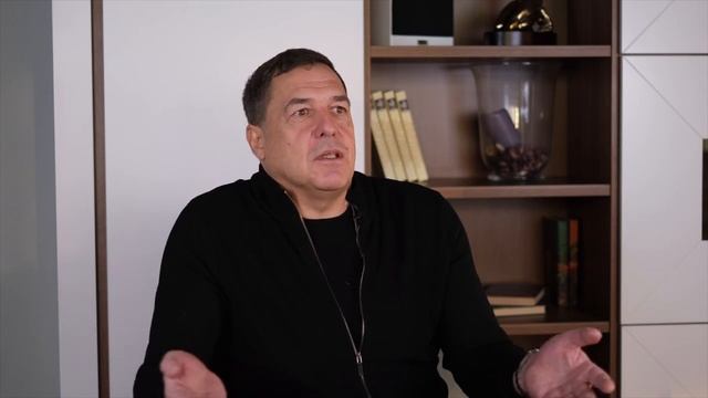 Александр Любимов. Интервью стрим-эфира АиФ «ЖИЗНЬ ОНЛАЙН».mp4 смотреть онлайн