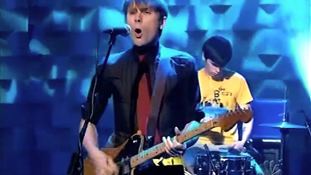 Franz Ferdinand - Take Me Out (Live At Late Night With Conan O'Brien 06/15/2004) HQ