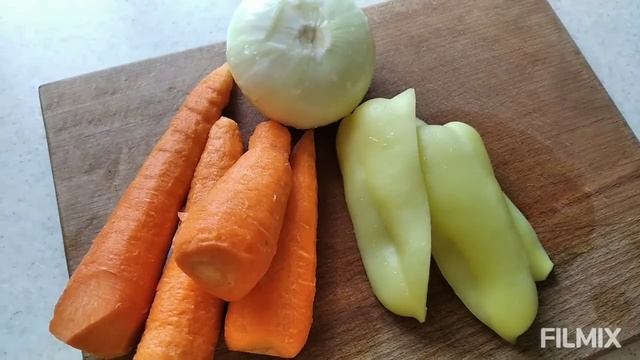 Готую в мультиварці. Тушкую хек з овочами. смотреть онлайн