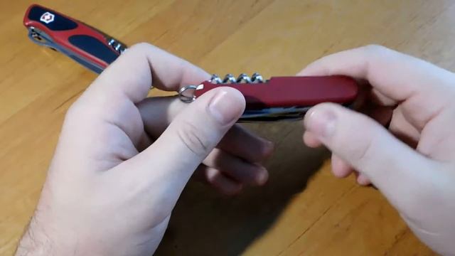 Обзор ножа Victorinox Huntsman 1.3713 смотреть онлайн