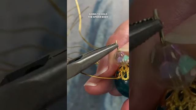 DIY Beaded Christmas Spider Tree Ornament Tutorial from @Dans le Lakehouse смотреть онлайн