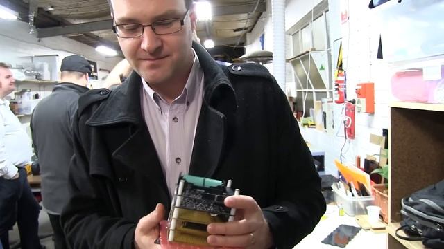 EEVblog #519 - Ardusat Arduino Based CubeSat Satellite смотреть онлайн