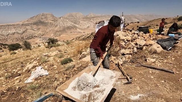 Arrival Of Narges, Hasti, And Hossein (Sholiz Family) To See Grandparents And Making Local Karahi