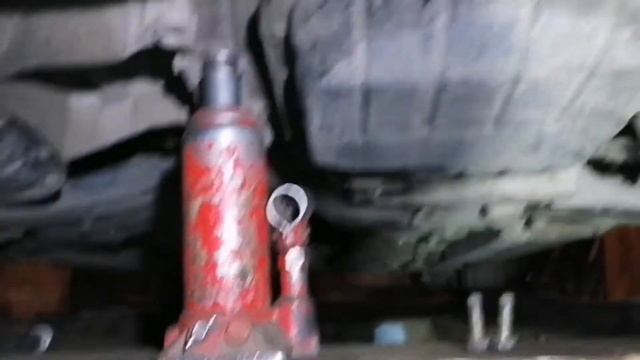 Замена подушки АКПП на автомобиле TOYOTA PROBOX смотреть онлайн