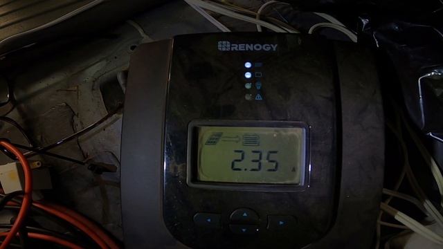 How the Renogy Charge Controller Throttles the Solar Charge смотреть онлайн