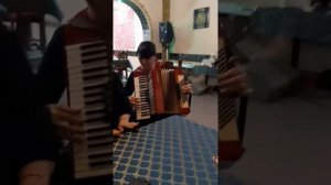 Аварская песня на Баяне Шумайсат Абдулаева 🤗👍