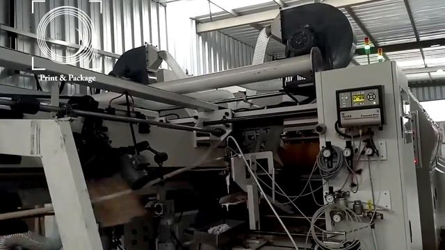Автоматический принтер слоттер ZYKM IV с фальцевально слеивающей линией смотреть онлайн