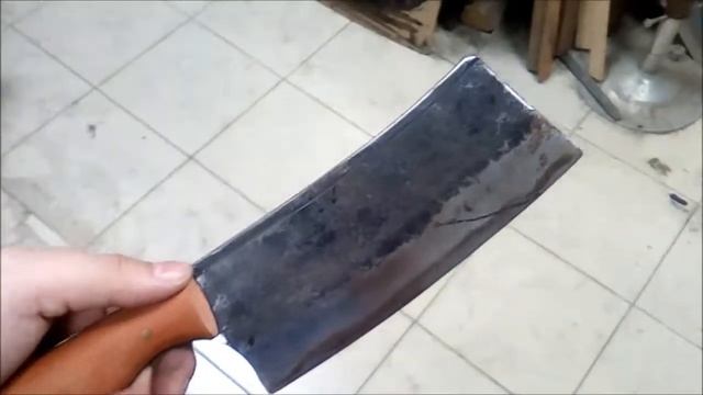 Тесак для кухни с рукоятью из красного дерева смотреть онлайн
