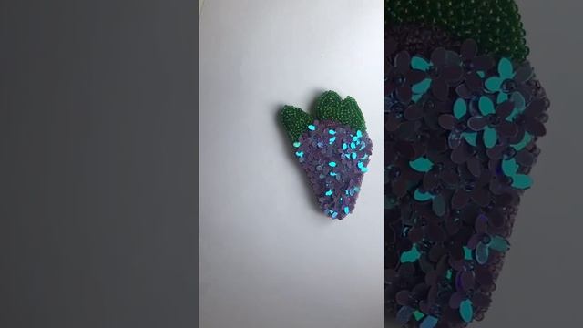 Брошь «Сирень» #бисер #бисероплетение #handmade #брошь #brooch #broochhandmade смотреть онлайн
