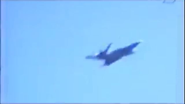 Fighter Jet Plane Crashes at Airshow Saab JAS 39 Gripen Aircraft Accident Fail at Stockholm Sweden смотреть онлайн