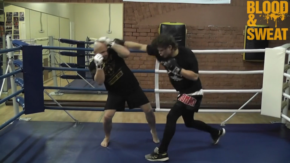 Особенность защиты от ударов в перчатках для MMA. Boxing. How to defense from punch in MMA gloves. смотреть онлайн