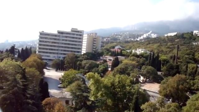 канатка от "ясной поляны" до пляжа. гаспра 10.10.11.MPG смотреть онлайн