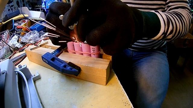 ТОЧЕЧНАЯ СВАРКА 18650 смотреть онлайн