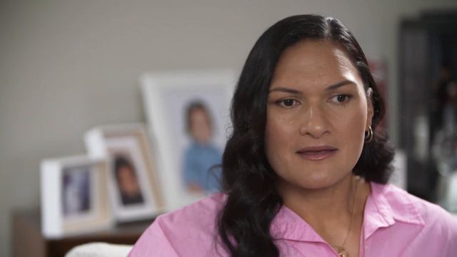 Valerie Adams on her remarkable life story смотреть онлайн