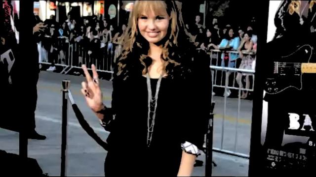 Debby Ryan Fan Group Commercial смотреть онлайн