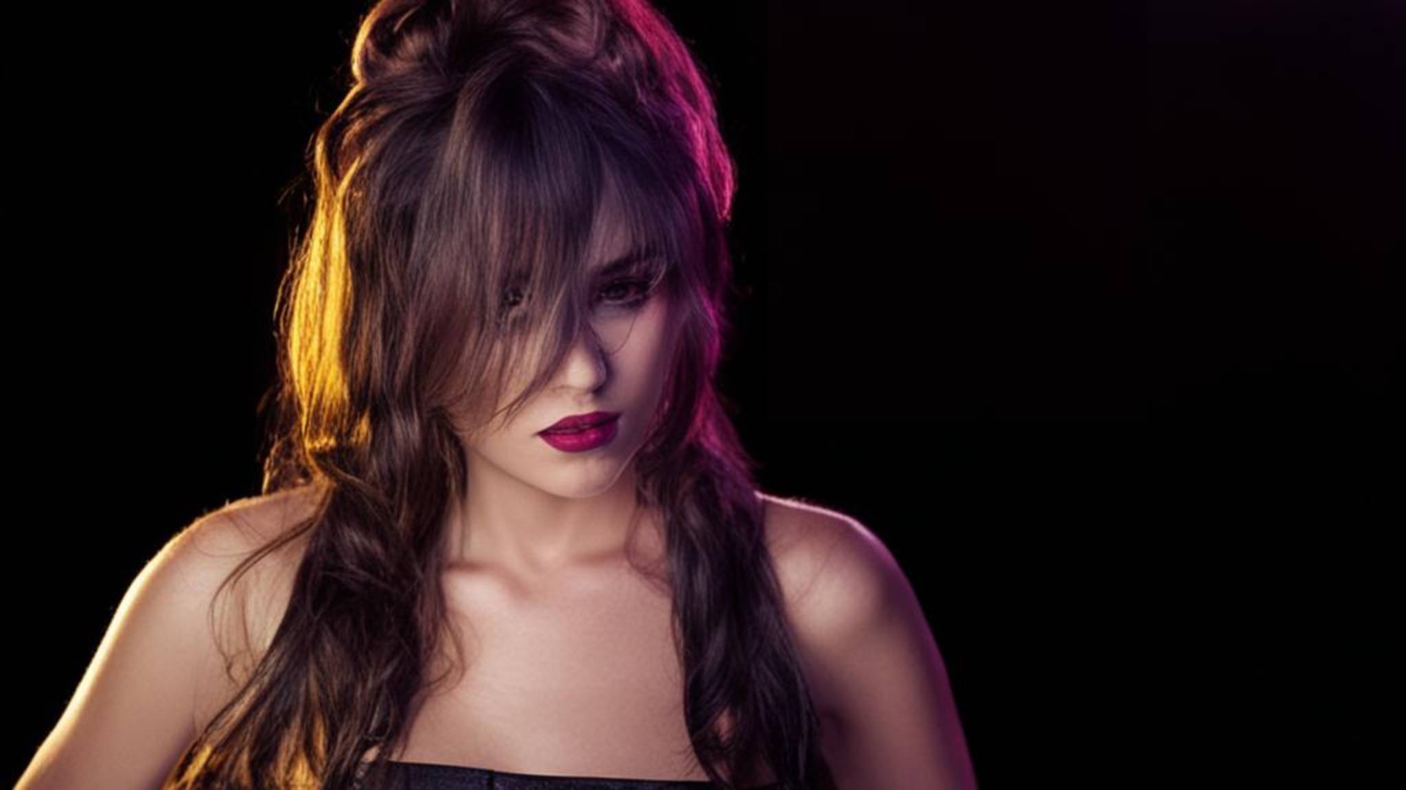 Let's Get Down Tonight смотреть онлайн