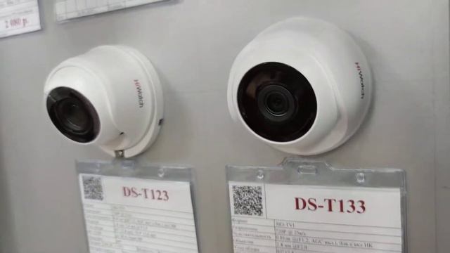 Видеокамера HiWatch DS-T133 смотреть онлайн