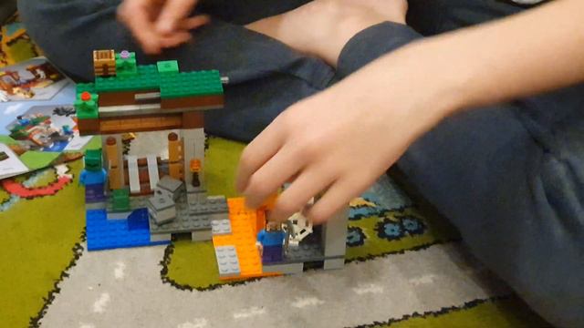 Сборка Lego Minecraft Заброшенная шахта смотреть онлайн