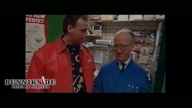 Van Der Gijp opzoek naar AbFafié 1993 смотреть онлайн