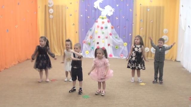 "День матери" (средняя группа) смотреть онлайн