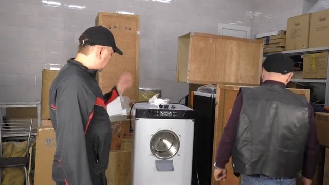 БАТЧ-фризер YKF напольный. Смешанные чувства. смотреть онлайн