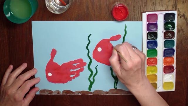 Выпуск №12. Рыбки. Техника рисования отпечатки ладошек. смотреть онлайн
