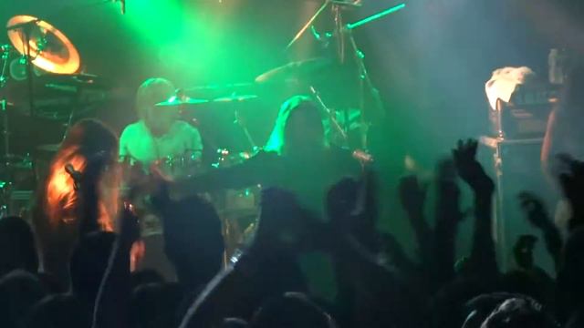 STRATOVARIUS - Eagleheart.... SOS @ PARIS - L E Trabendo - Nov. 1, 2015