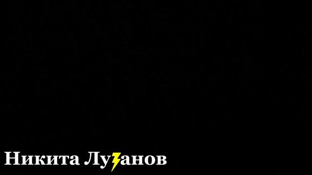 МОЩНЫЙ УДАР МОЛНИИ В ДЕРЕВО ВО ВРЕМЯ ГРОЗЫ В МОСКВЕ!!! 25 июля 2022, Серебряные пруды. смотреть онлайн