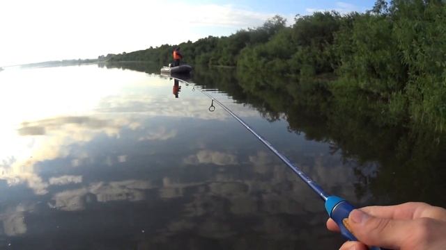 Рыбалка с утра на р. Томь в черте города "нижняя ЧАЙКА ". смотреть онлайн