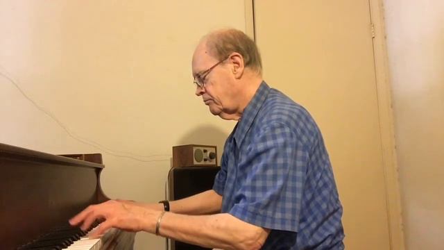 ETarte plays "This Is the Army, Mr. Jones" by Irving Berlin смотреть онлайн