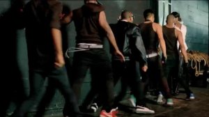 Alex Gaudino ft Kelly Rowland - 'What A Feeling' (Official Video)