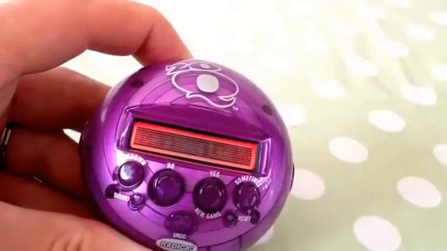 20 Questions Yes No Answer Game 20 Q's Radica Electronic Fun Guessing Game смотреть онлайн
