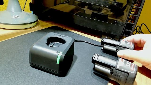CARREGADOR DE BATERIAS Bosch GAL 12V-20 12V BIVOLT/SAIBA QUANDO A BATERIA ESTA COM A CARGA COMPLETA смотреть онлайн