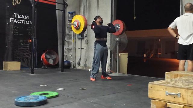 116kg Clean wider grip смотреть онлайн