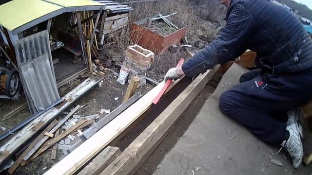 снимаем старый шифер и стелим черепицу смотреть онлайн