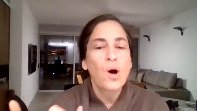 Cleaning with Trauma (English with Hebrew смотреть онлайн