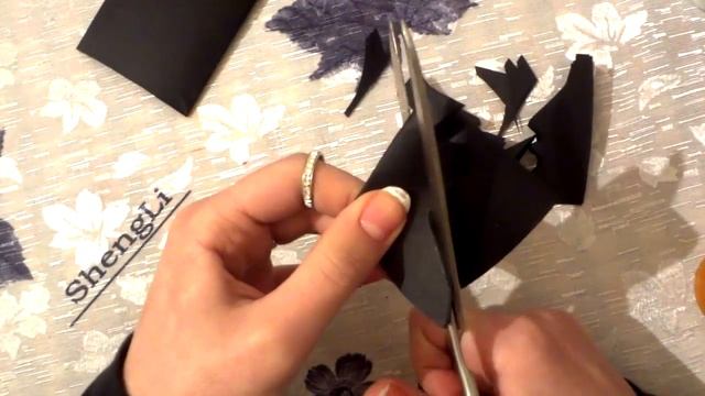 DIY Butterfly Wall Decor | Wall Decor Idea | How To Cut Paper Butterflies | DiYana