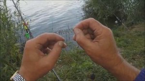 Ловля на пенопласт - тапочки . ДВЕ  СНАСТИ для успешной ловли крупных карасей и не только ...