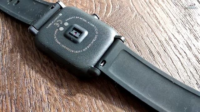 XIAOMI AMAZFIT BIP - обзор крутых смарт часов! смотреть онлайн