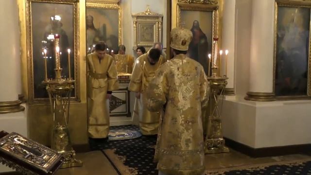 Божественная литургия. Митрополит Иларион. Прямая трансляция 22.12.2019 * пр смотреть онлайн